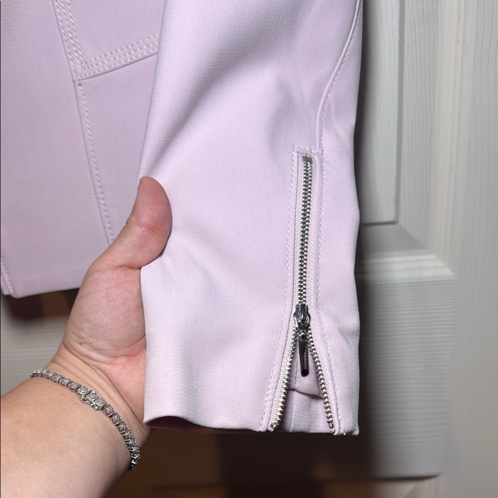 White House Black Market Flirty Blazer with Elle Slim Ankle Stretch Pant Petite - Picture 4 of 16